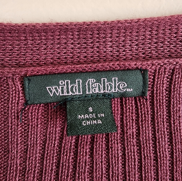 Women's Wild Fable Ribbed Long Sleeve Cropped Sweater Size Small - Picture 2 of 3